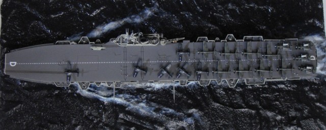 Flugzeugzeugträger HMS Colossus (1/700)