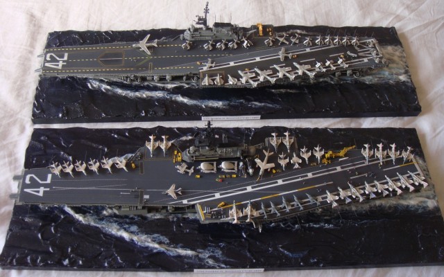 Flugzeugträger USS Franklin D. Roosevelt 1957 und 1977 (1/700)