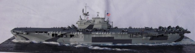 Flugzeugträger USS Enterprise (1/700)