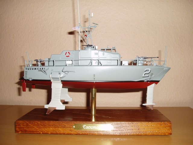 Tragflügelboot USS Tucumcari (1/84)