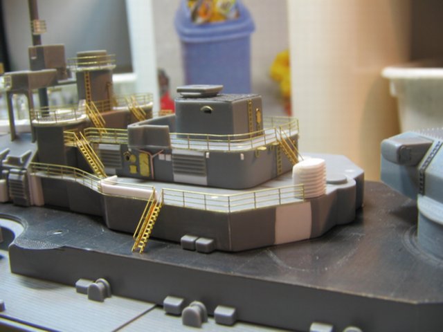 Baubericht Schlachtschiff Bismarck 1/350 von Rene Bachmann