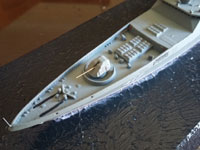 Fregatte Admiral Gorschkow: Messingrohr auf die erste Version des Bausatzes montiert